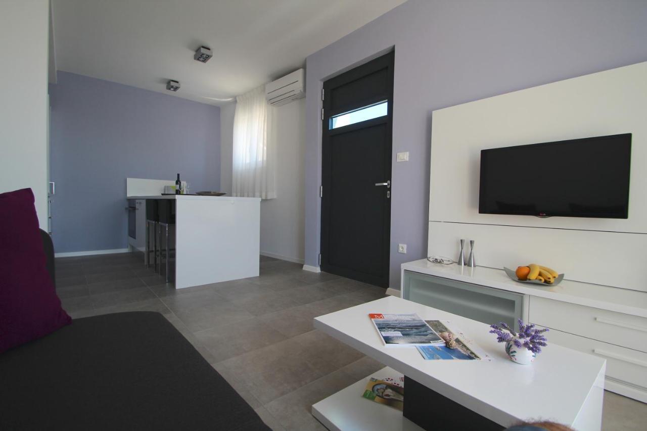 Villa Lavanda Deluxe Rogoznica  Rum bild